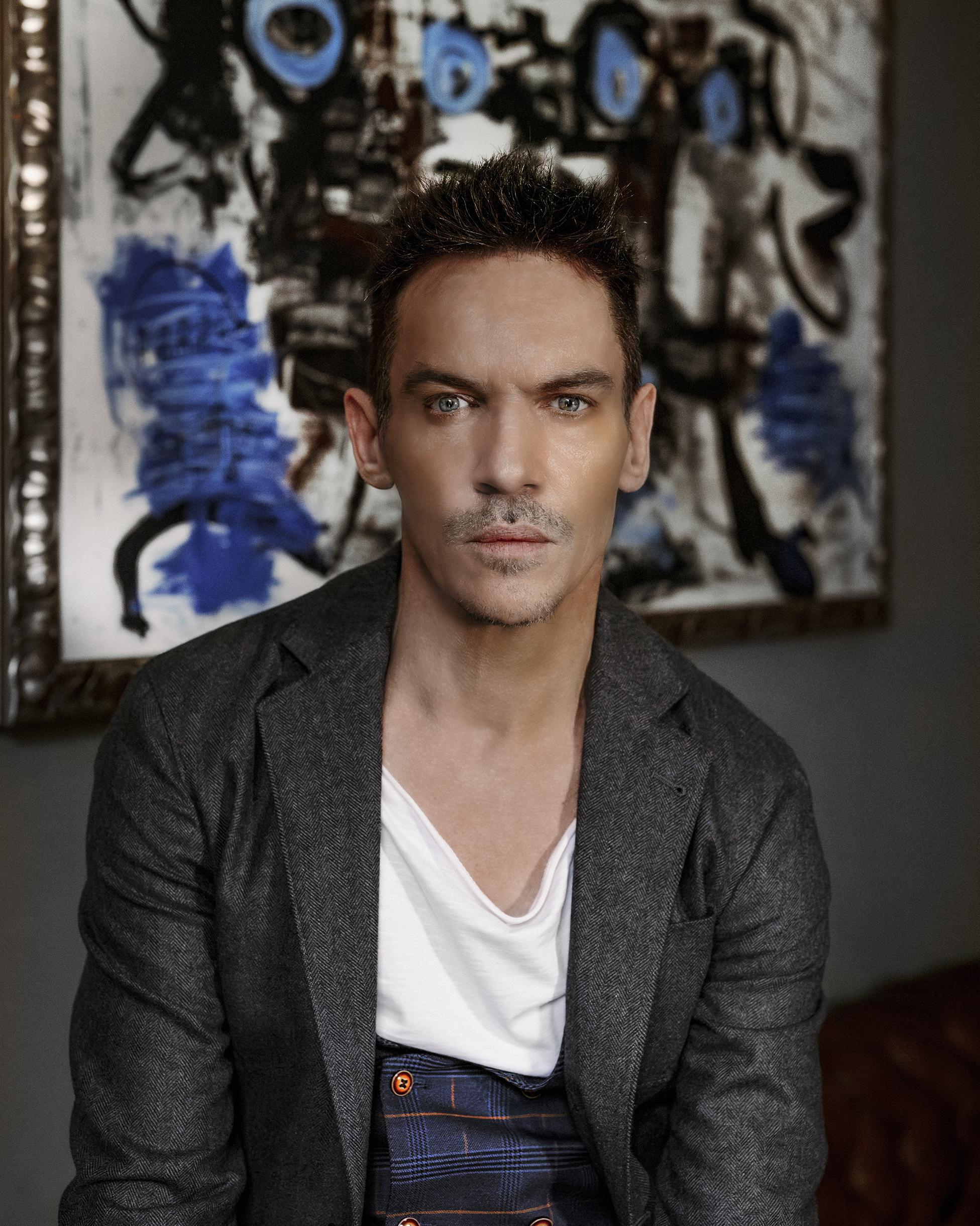 Jonathan Rhys Meyers